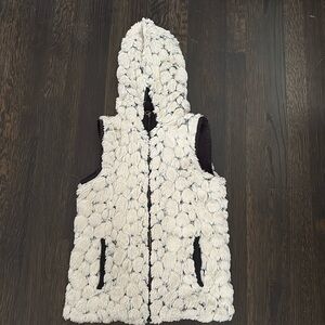 Soft and cozy zip vest